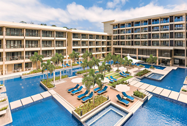 Commander Suites Hotel