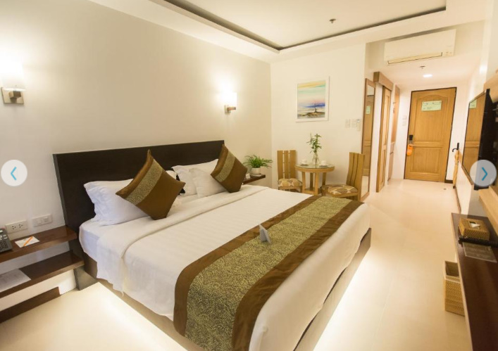 Superior King Room