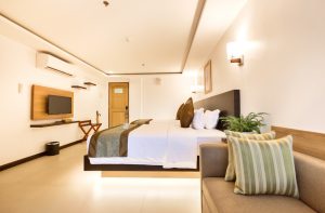 Deluxe King Room Commander Hotel De Boracay